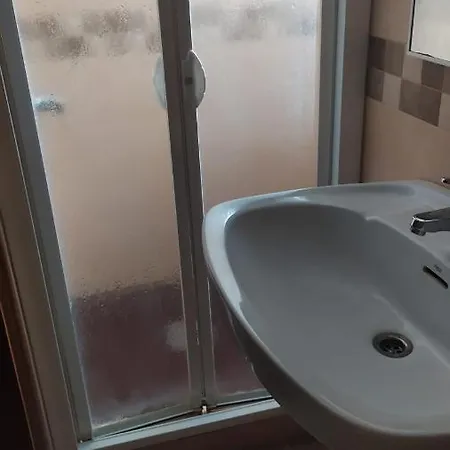 Precioso Apartamento En A 100 M. Playa * ברבטה